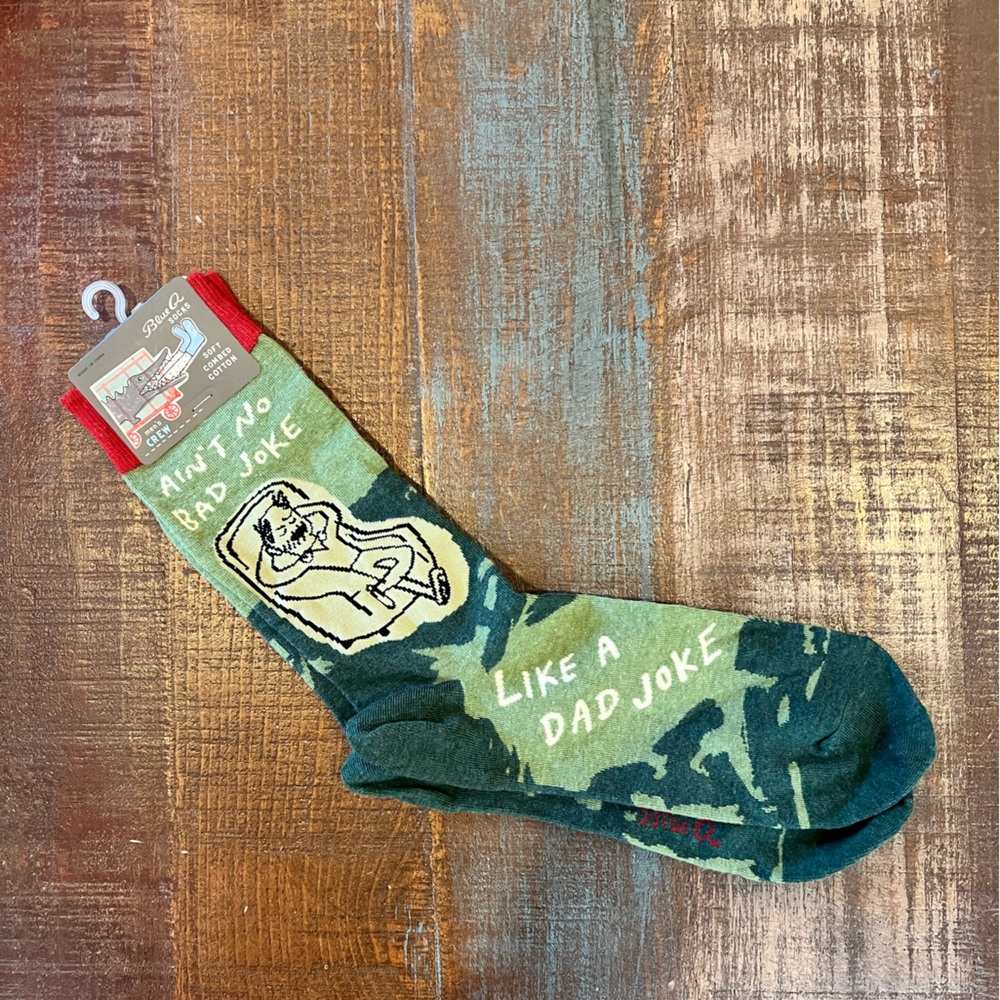 Dad joke socks NWT